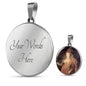 Elizabeth I v Tudor Women Charm Necklace