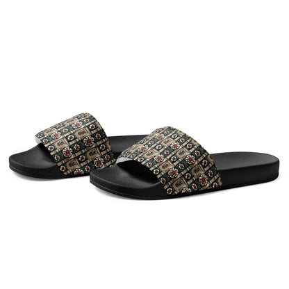 Tudor Rose on a Castle Women's slides