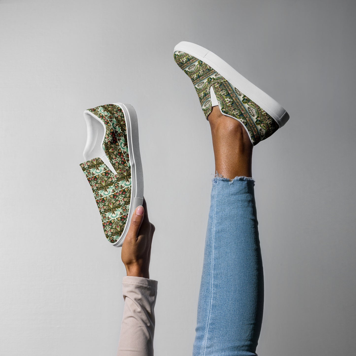 Springtime with Castle Women’s slip-on canvas shoes
