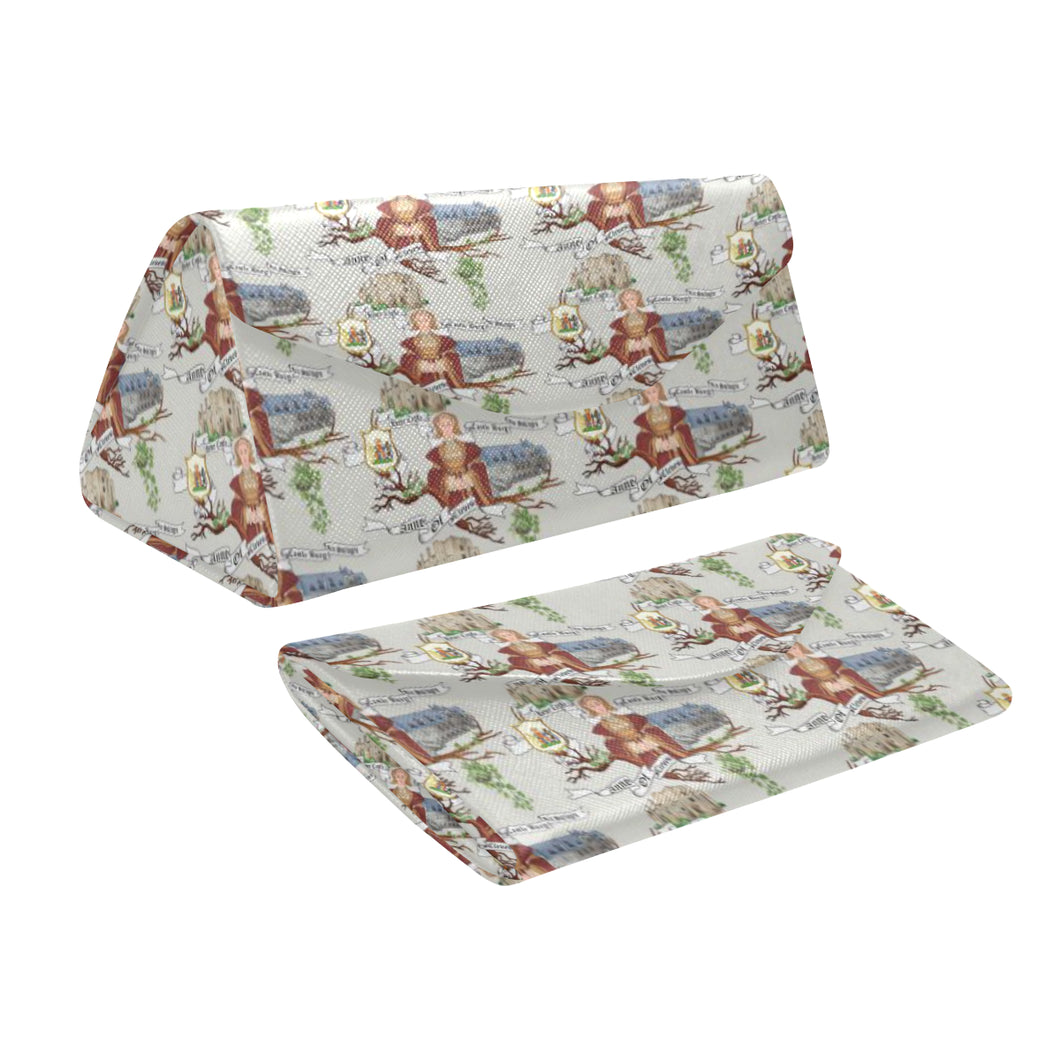 Anne of Cleves Foldable Glasses Case