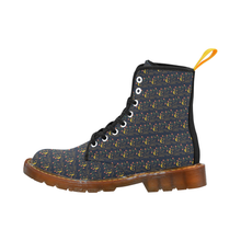 Elizabeth I Signature Boots