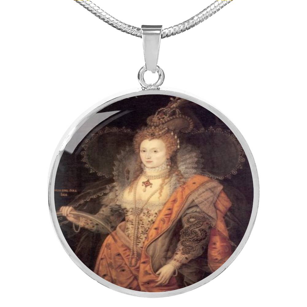 Elizabeth I v Tudor Women Charm Necklace