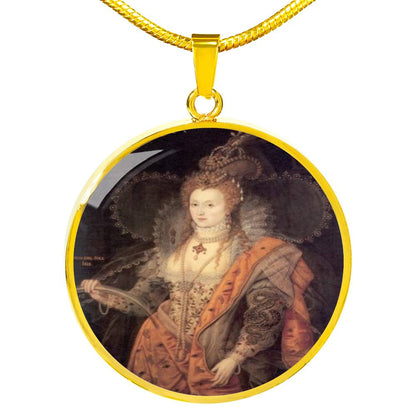 Elizabeth I v Tudor Women Charm Necklace